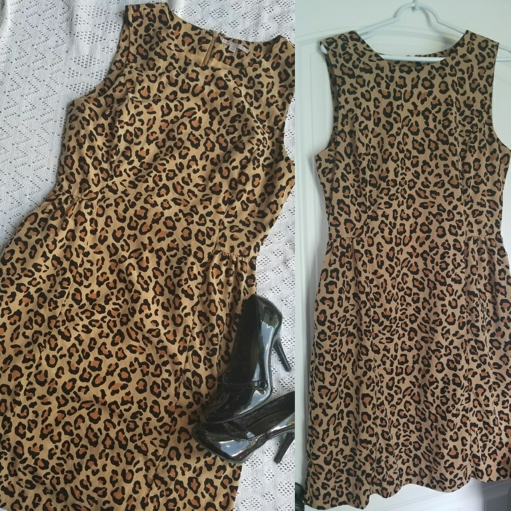 Gap leapord print dress